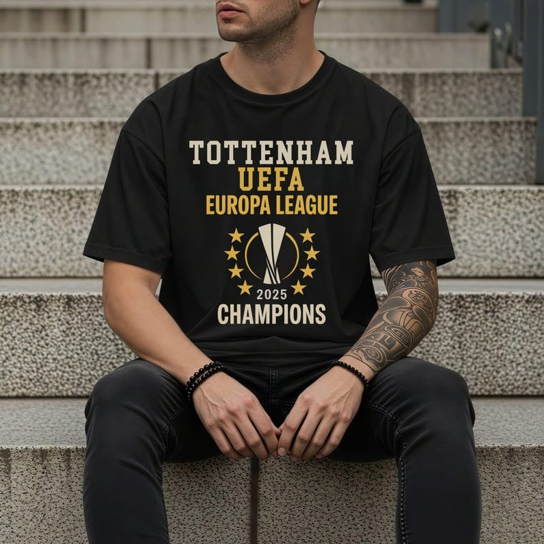 Tottenham Hotspur 2025 Football Fan Celebration Tee