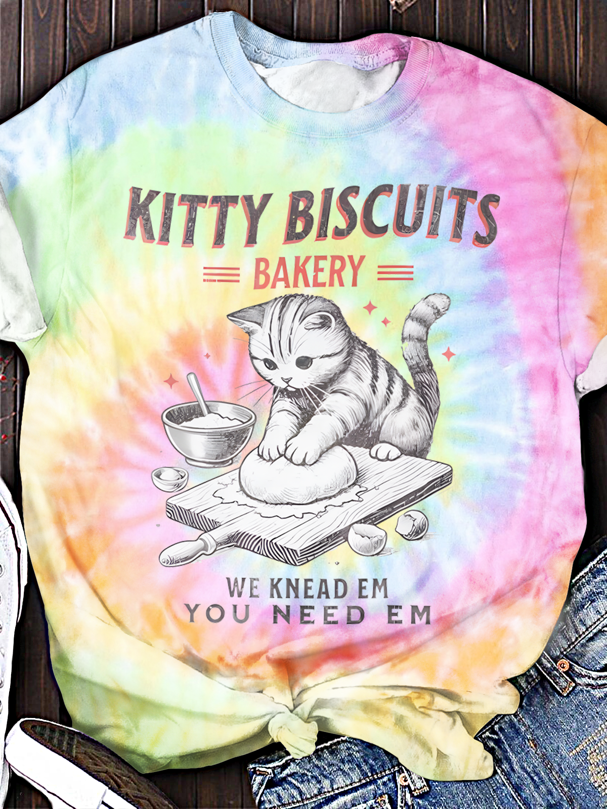 Cute Kitty Biscuits Bakery Retro Style Crew Neck T-shirt