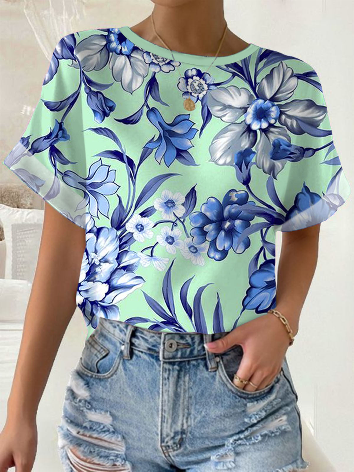Flower Crew Neck T-shirt