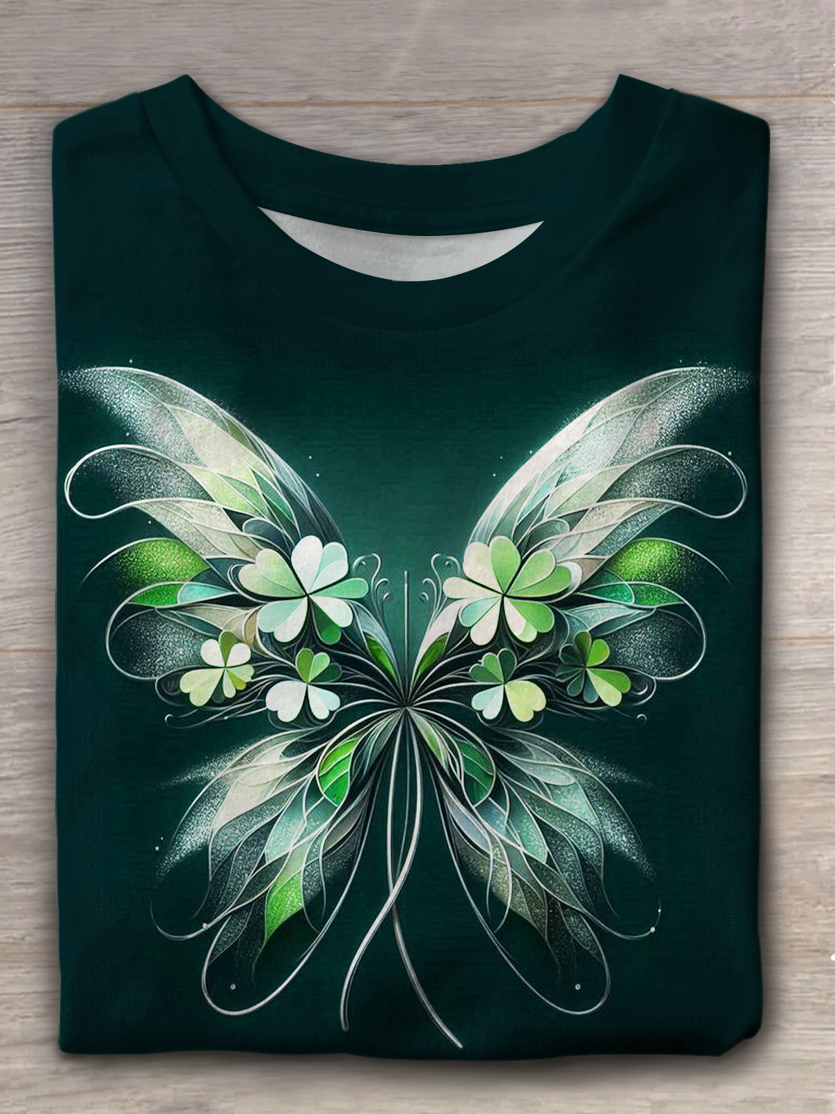 ラッキークローバー バタフライアート クルーネックTシャツ