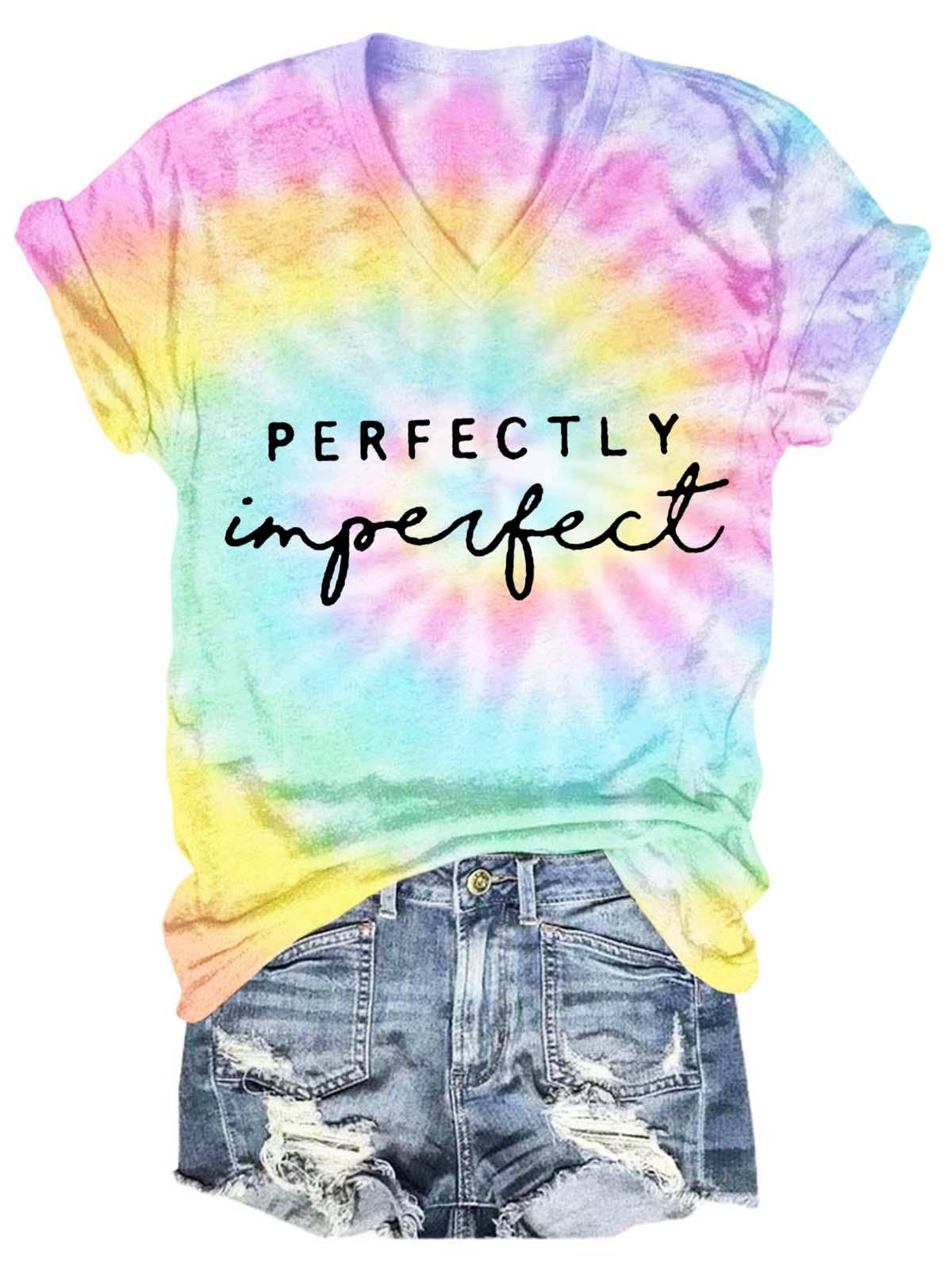 T-shirt col V tie-dye parfaitement imparfait