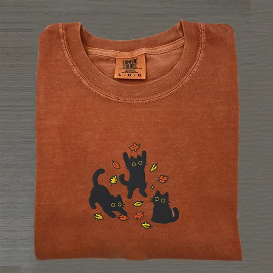 Cat Pouncing Leaves Embroidered Washed Cotton Crew Neck T-Shirt
