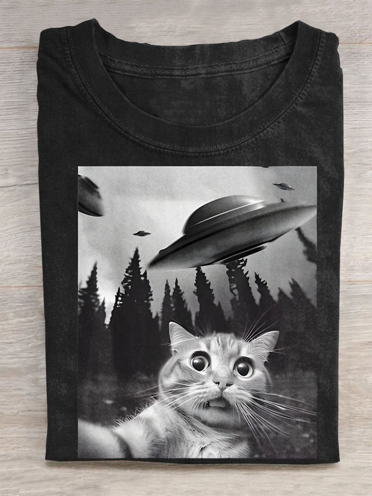 Funny Cat Spaceship Art Crew Neck T-shirt
